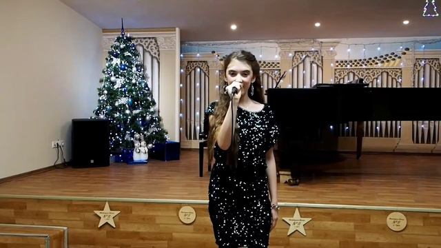 Happy New Year. Отчётный концерт вокально хорового отдела муз.шк. N11 г.Одессы 18.12.21Стойка Марин смотреть онлайн