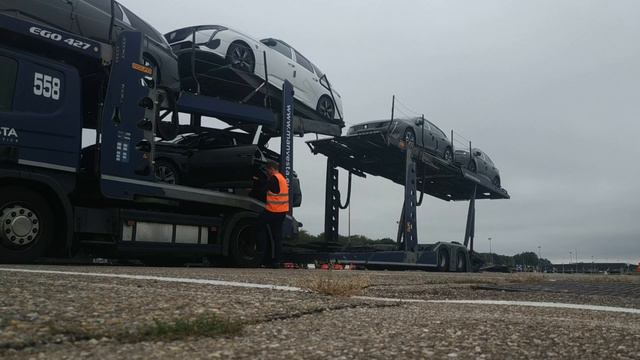 Загрузка автовоза