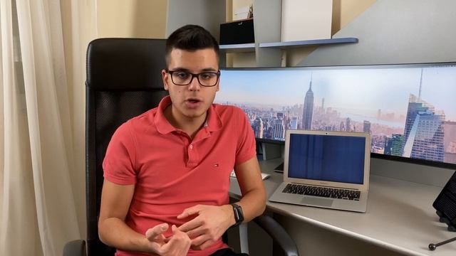 Broken Screen Out Of Nowhere! - MacBook Air 2017 смотреть онлайн