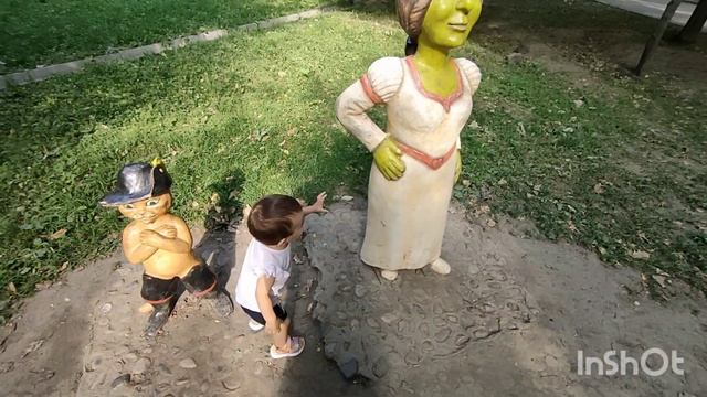 Наше первое видео в YouTube. Прогулка по центральному парку культуры и отдыха. смотреть онлайн