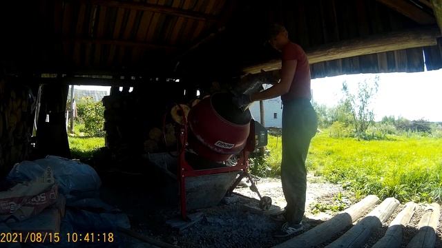 Кладка стен завершена!