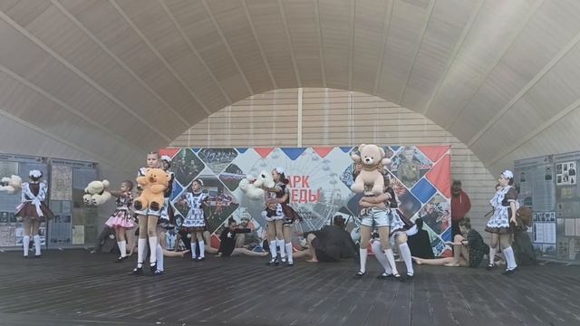 SHAKY Люди всей земли смотреть онлайн