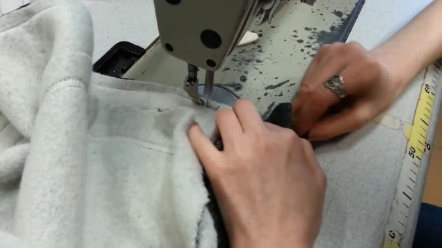How to sew a zipper sweatshirt sewing course. Jak wszyć ekspres błyskawiczny do bluzy смотреть онлайн