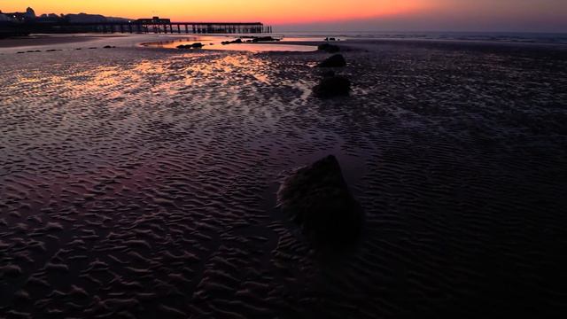 Sunrise in Hastings for some Seascape Photography смотреть онлайн