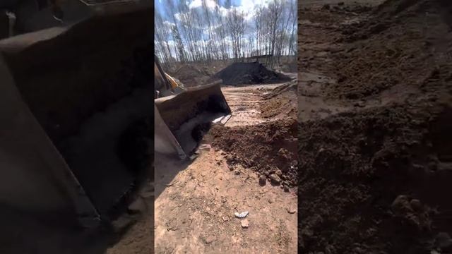 Трёхкомпонентный садовый грунт (Чернозем+верхний слой+компост) смотреть онлайн