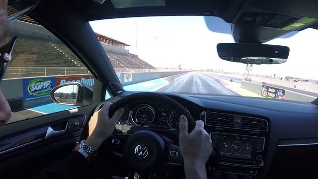 2017 MK7 Golf R 1/4 mile - APR Stage 3+ vs. 10.45 Mustang! смотреть онлайн