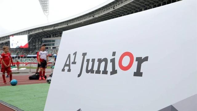 Открытая тренировка А1 ЮНИОР на стадионе Динамо в Минске смотреть онлайн