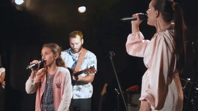 Here comes the sun - Paloma Lestido смотреть онлайн