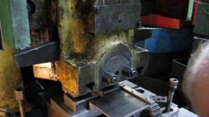 Правильная установка штампа на пресс