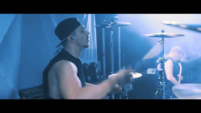 ELECTRIC CALLBOY - Shallows (OFFICIAL VIDEO) смотреть онлайн