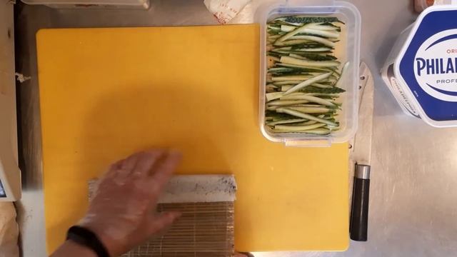 Вкуснейший ролл "Филадельфия" с тунцом!! смотреть онлайн