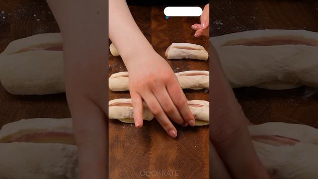 Готовить быстро самую вкусную закуску Ингредиенты- слоеное тесто- 600 г ветчины- 200 г сыра- 150 г с смотреть онлайн