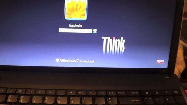 Lenovo ThinkPad Edge E530 Startup