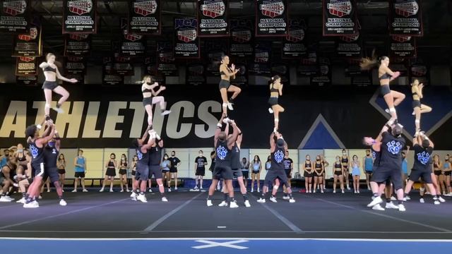 Cheer Athletics Wildcats Worlds Showoff 2021 смотреть онлайн