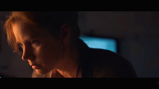 Простой способ сделать освещение кинематографичным с помощью освещения с обратным ключом смотреть онлайн