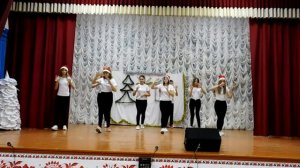 "Руки над головами" - танец 7 класс