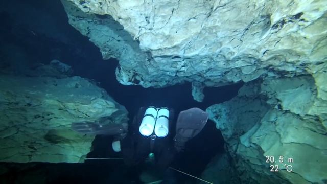 Венгрия, Будапешт, пещера Молнара #Венгрия #Будапешт #Дайвинг смотреть онлайн