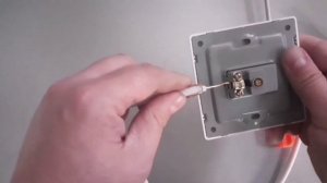 Как подключить ТВ кабель к розетке....