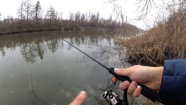 Тестирую новогодний подарок Favorite X1 702H. Первая рыбалка 2021. смотреть онлайн