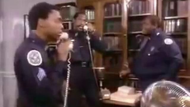 BEATBOX DEWA MICHAEL WINSLOW DI FILM POLICE ACADEMY LUCU ABIS!! смотреть онлайн