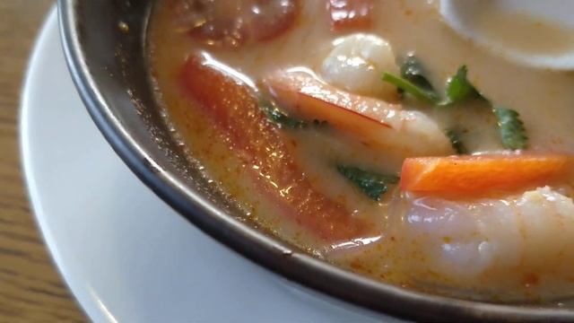 Том Ям в Питере. Удивительно похож на оригинал! Март 2022.