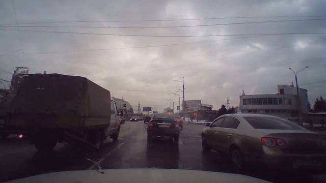 Снег ушел, а с ним и асфальт!!! Хотя... Он там был??? смотреть онлайн