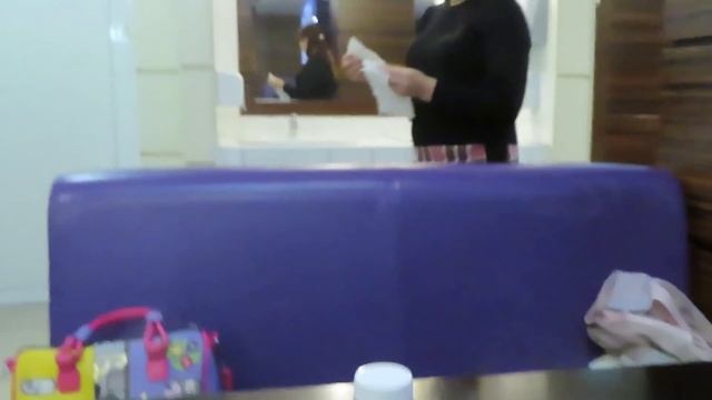 VLOG Кардинально покрасила волосы Выгуливаю Назара смотреть онлайн