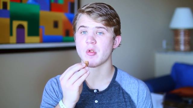 TRYING MEXICAN CANDY! | PARKER FERRIS смотреть онлайн