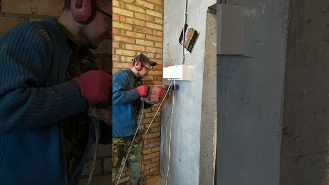 Высверливание отверстий в бетоне смотреть онлайн