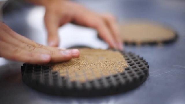 На сколько соты материала EVACELL вместительнее ромбов других материалов смотреть онлайн