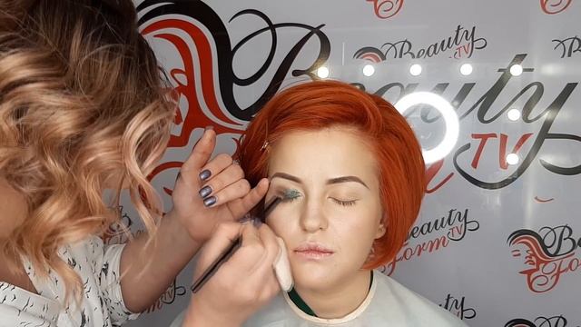 Макияж для зелёных глаз. смотреть онлайн