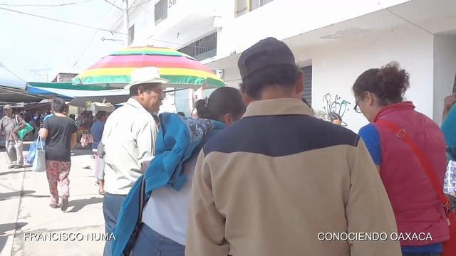 DÍA DE PLAZA EN TLACOLULA DE MATAMOROS OAXACA #2... FRANCISCO NUMA CONOCIENDO OAXACA смотреть онлайн