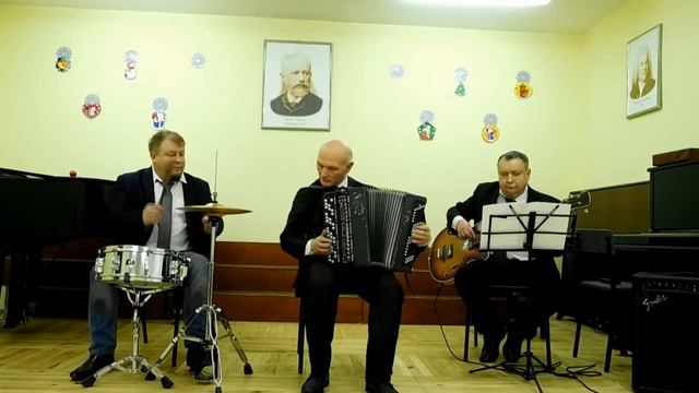 Р Бажилин Карамельный аукцион смотреть онлайн