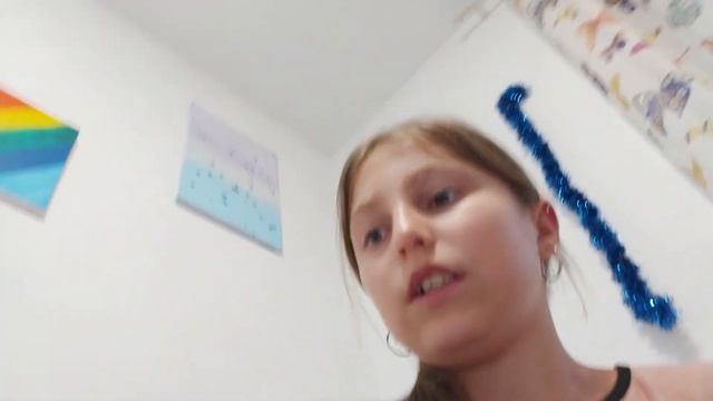 открываю подарки на новый год часть 1. смотреть онлайн