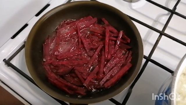 Борщ. Домашний рецепт вкусного борща. Как приготовить красный борщ.Борщ со свеклой. смотреть онлайн