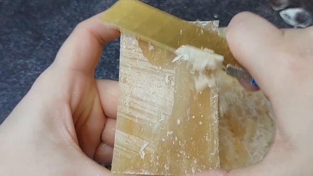 Огромный брусок хоза Сабун...очень вкусно пахнет молочной смесью. смотреть онлайн