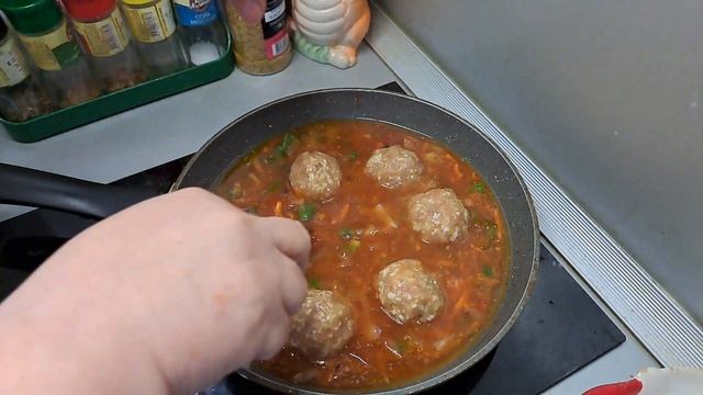 ОНИ НЕ ИМЕЮТ НИКАКОГО ОТНОШЕНИЯ К ПРИГОТОВЛЕНИЮ ПИЩИ ОНИ МАМКИНЫ ДЕТОЧКИ