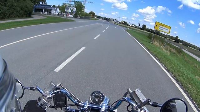 Suzuki Intruder VS600