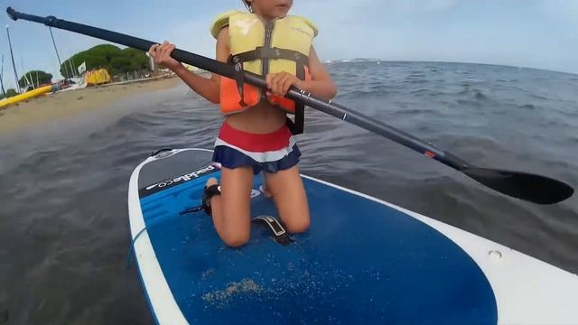 Іспанія. Вчимося кататися на дошці. SUP. смотреть онлайн