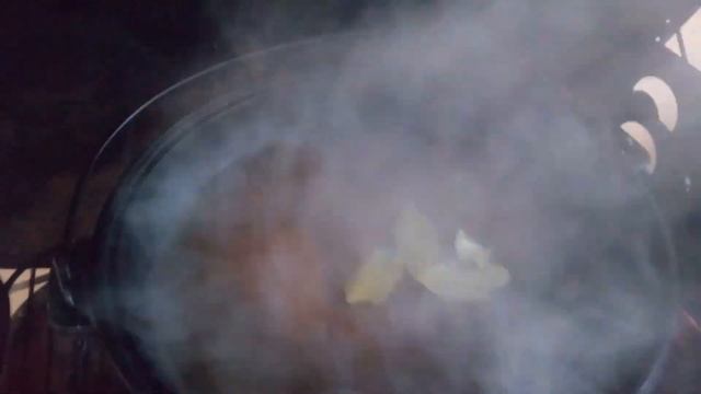 Мясо по казахски в казане. смотреть онлайн