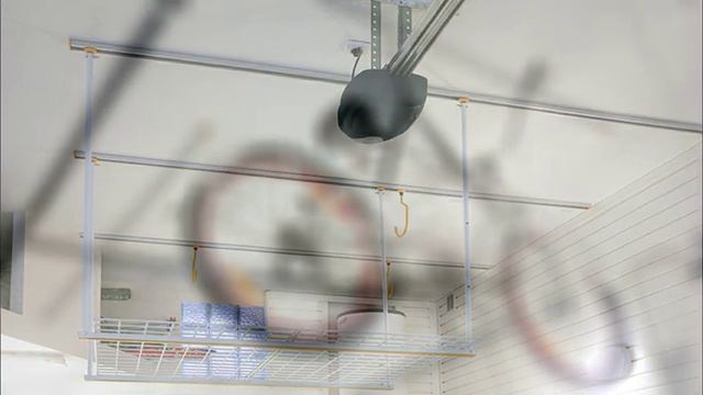 Хранение лодок, велосипедов и других вещей на потолке и под потолком в гараже. Потолочные системы смотреть онлайн