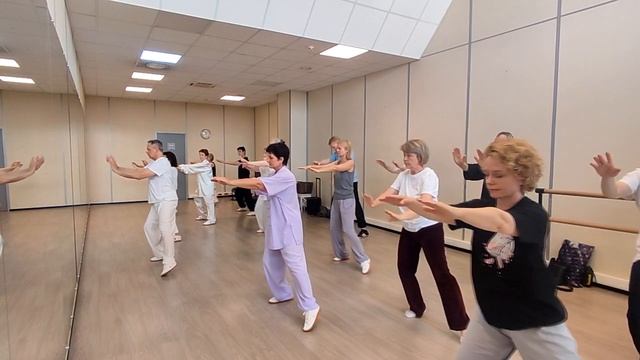 ЦИГУН: "18 ОМОЛАЖИВАЮЩИХ УПРАЖНЕНИЙ ИМПЕРАТОРА ЦЯНЬ ЛУНА". КОРОТКИЙ ВИДЕООБЗОР МОСКОВСКОГО СЕМИНАРА смотреть онлайн