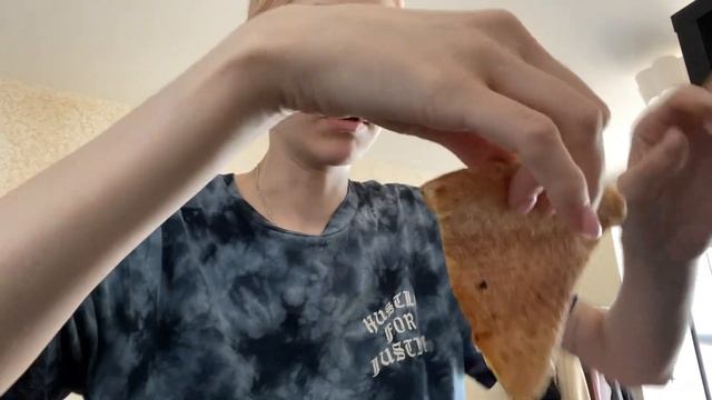 как провести выходной смотреть онлайн