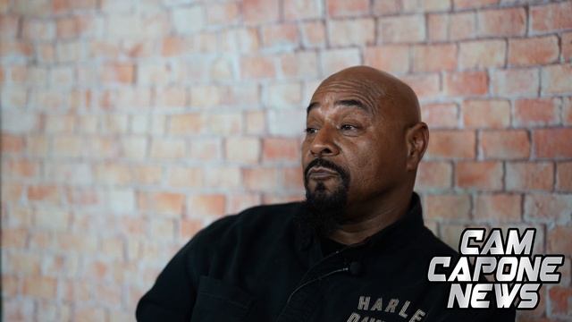 OG Piru Grimmis On Being Original Tree Top Piru/ YG/ DJ Quik/ Playa Hamm/ Surrounded By 100 Crips смотреть онлайн