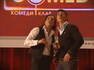 Александр Ревва и Тимур Батрутдинов - Алиса Селезнева и ее папа в Зоопарке