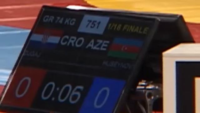 SWWC2013 / Neven Zugaj (CRO) - Rafiq HUSEYNOV - GR 74 kg, 1/16 final match смотреть онлайн