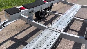 Трап для лодочного прицепа оцинкованный. Установлен на прицепе МЗСА 81771G.021. ЦЛП АРИВА