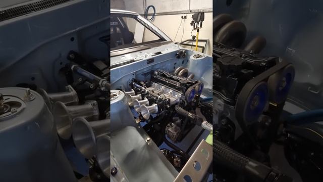 Toyota corolla ae86 4age running and rev up смотреть онлайн
