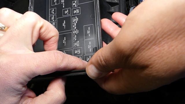 DODGE JOURNEY NO START STARTER FUSE LOCATION REPLACEMENT | FIAT FREEMONT STARTER FUSE