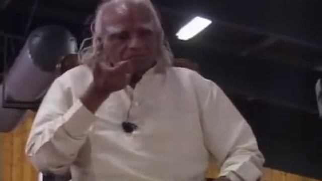 BKS Iyengar - Pranayama meditation, iyengar yoga style смотреть онлайн